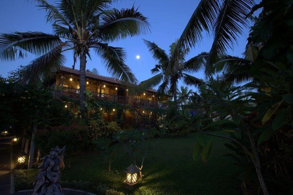Pondok Pitaya Balian Hotel Selemadeg  Экстерьер фото
