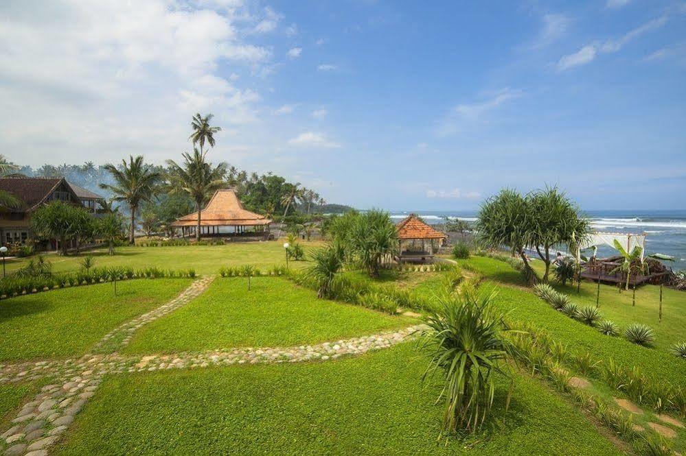 Pondok Pitaya Balian Hotel Selemadeg  Экстерьер фото